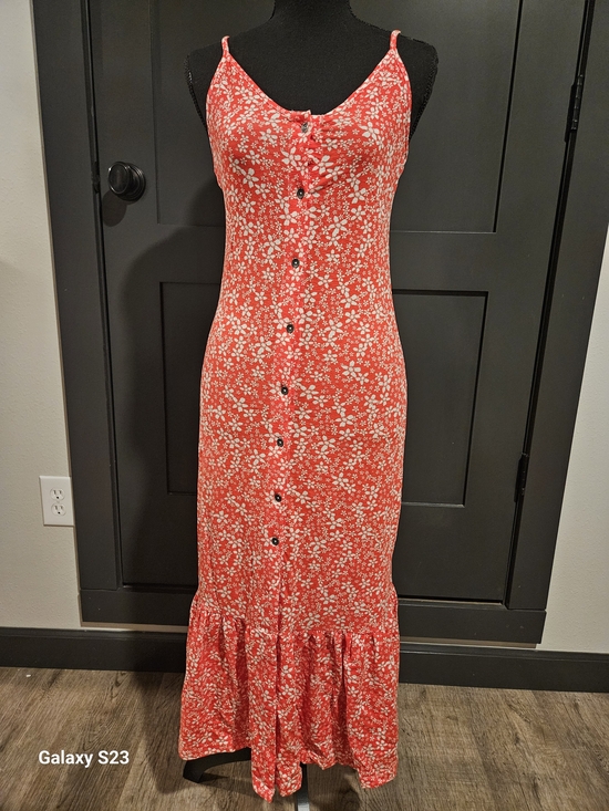 Roxy Dresses & Skirts - Roxy Red Floral Button-Down Maxi Dress